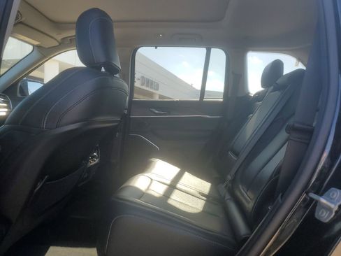 Used 2023 Jeep Grand Cherokee 4WD 4xe w/ Luxury Tech Group II image 12