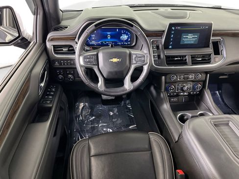 Used 2023 Chevrolet Suburban Premier w/ Advanced Technology Package image 22
