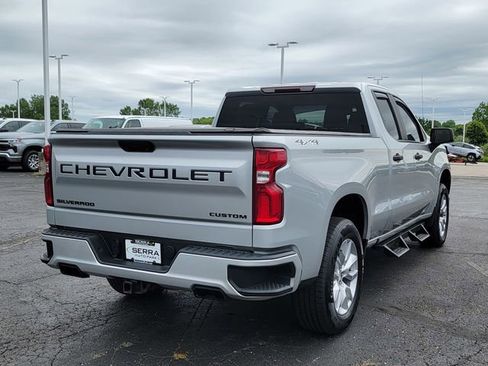 Used 2020 Chevrolet Silverado 1500 Custom w/ Custom Value Package AWD/4WD image 6