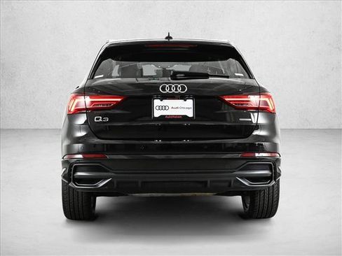 Used 2021 Audi Q3 2.0T Premium Plus image 7
