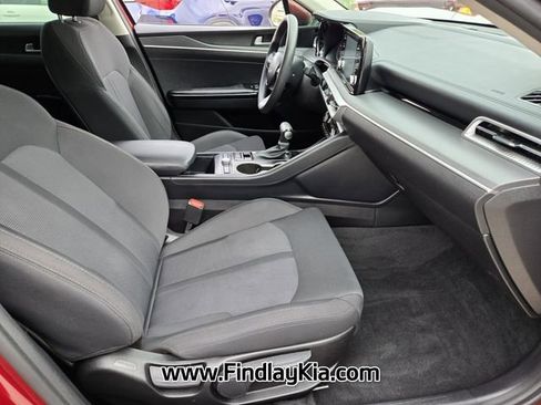 Used 2023 Kia K5 LXS image 19