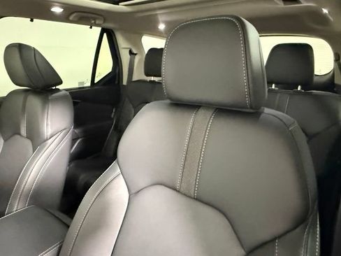Used 2025 Honda Pilot Touring image 31