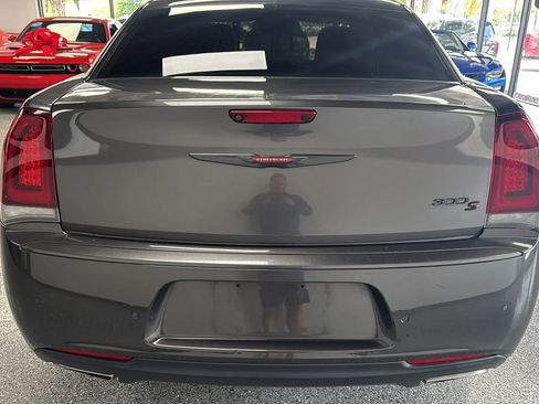 Used 2021 Chrysler 300 S RWD image 3
