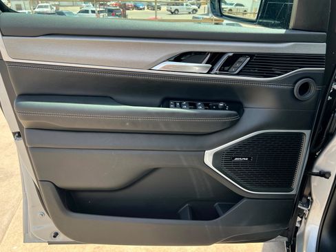 New 2026 Jeep Grand Wagoneer 4WD w/ Premium Group I image 14