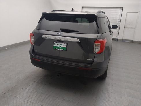 Used 2020 Ford Explorer XLT AWD/4WD image 7