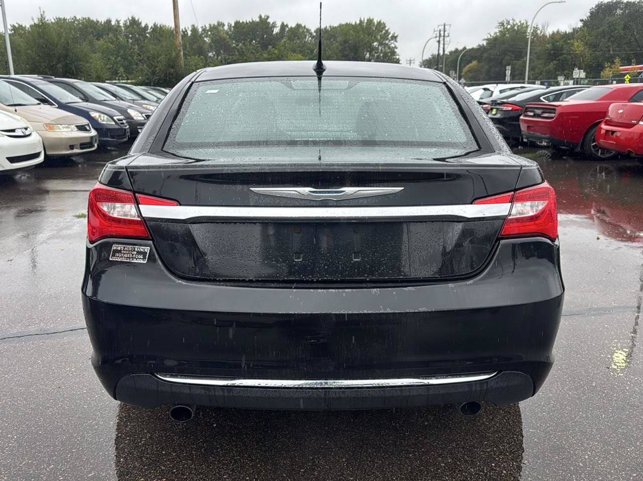 Used 2011 Chrysler 200 Limited FWD image 6