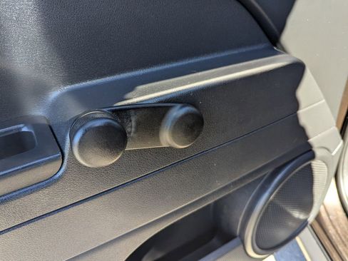 Used 2014 Jeep Patriot Sport image 15