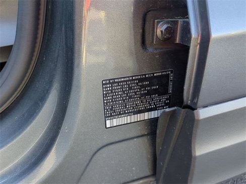 New 2024 Volkswagen Taos SE image 37