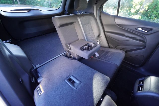 Used 2022 Chevrolet Equinox LT FWD image 26