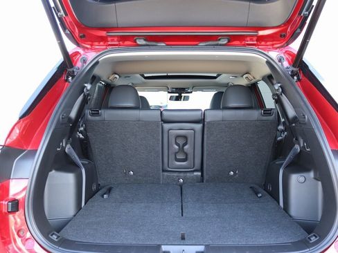 Used 2025 Mitsubishi Outlander SEL image 34