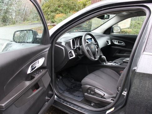 Used 2014 Chevrolet Equinox LS image 5