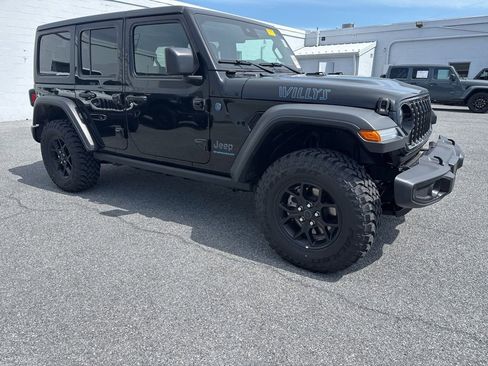 Used 2025 Jeep Wrangler Unlimited Sport S 4xe AWD/4WD image 12