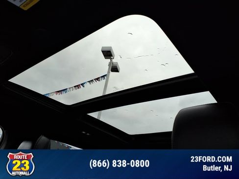 Used 2020 Ford Explorer XLT w/ Equipment Group 202A image 26