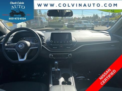 Certified 2025 Nissan Altima 2.5 SV FWD image 15