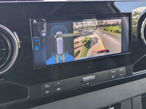 New 2025 Mercedes-Benz Sprinter 2500 image 23