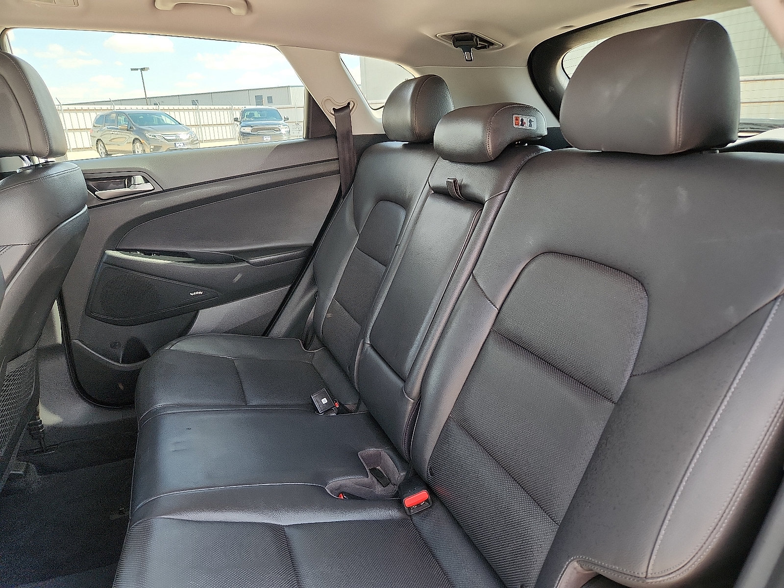 Used 2017 Hyundai Tucson Limited w/ Limited Ultimate Package 03 FWD image 10