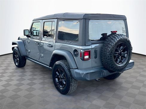 Used 2021 Jeep Wrangler Unlimited Willys image 8