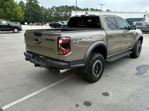 Certified 2025 Ford Ranger Raptor AWD/4WD image 9