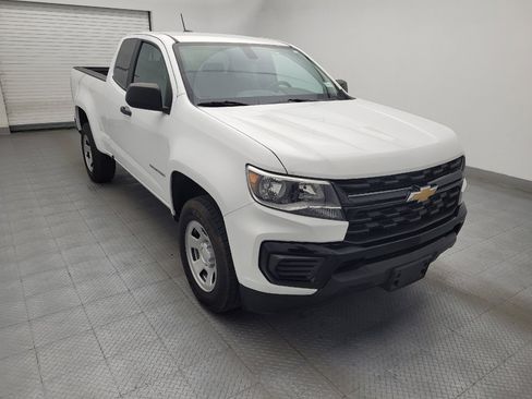 Used 2021 Chevrolet Colorado W/T w/ WT Convenience Package RWD image 13