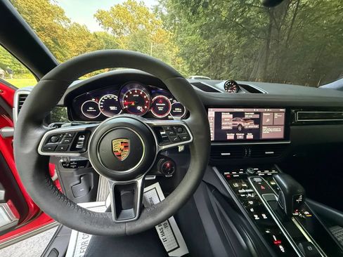 Used 2021 Porsche Cayenne GTS AWD/4WD image 25