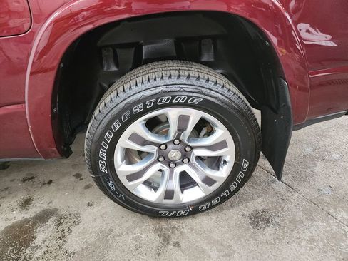 Used 2022 RAM 1500 Limited AWD/4WD image 40