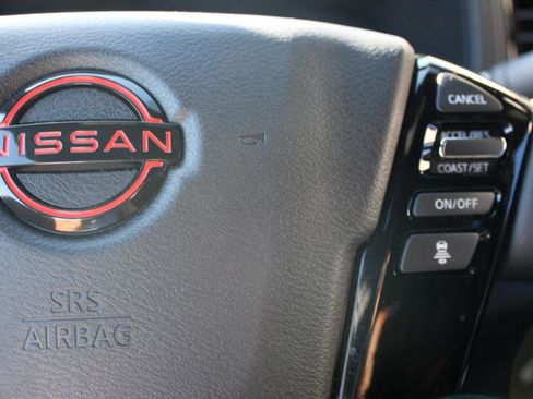 Used 2024 Nissan Frontier PRO-4X w/ Pro Convenience Package AWD/4WD image 19