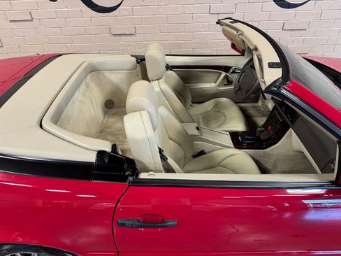 Used 1997 Mercedes-Benz SL 320 image 32