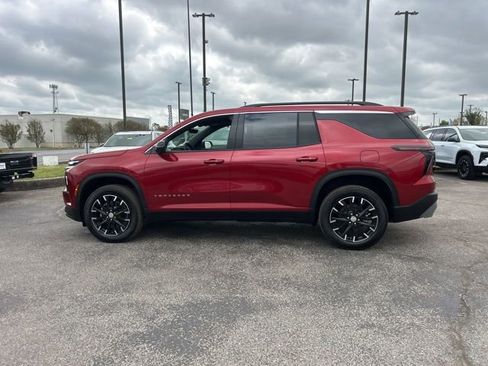 New 2026 Chevrolet Traverse LT w/ Sun and Wheel Package FWD image 6