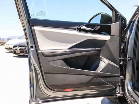 Used 2025 Volkswagen Taos S AWD/4WD image 21