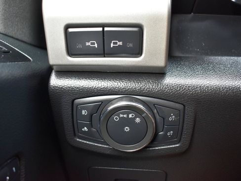 Used 2015 Ford F150 Lariat AWD/4WD image 36