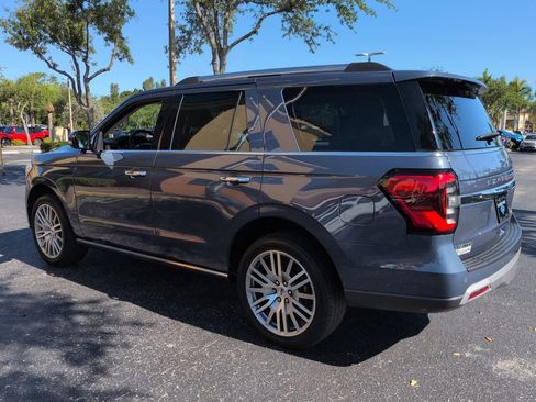 Certified 2023 Ford Expedition Limited AWD/4WD image 6