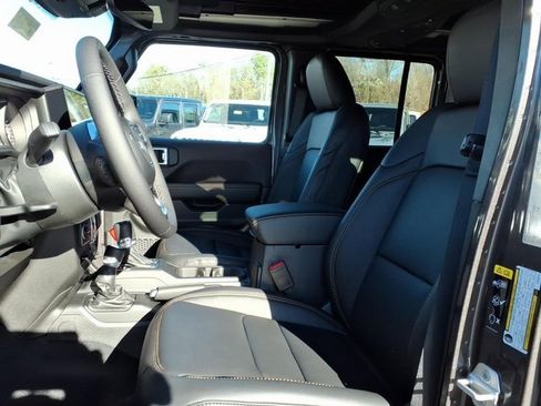 New 2026 Jeep Wrangler Sahara image 7