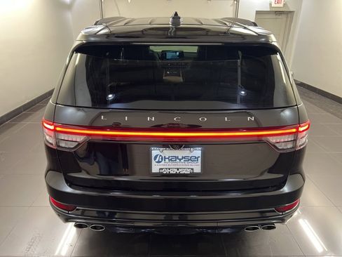 New 2026 Lincoln Aviator Reserve w/ Jet Appearance Package image 5