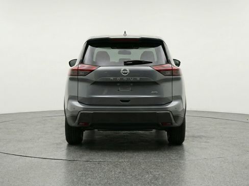 Used 2025 Nissan Rogue SV image 7