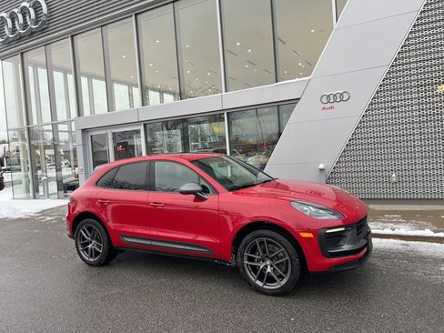Used 2025 Porsche Macan Turbo image 11