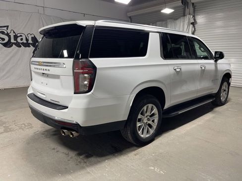 Used 2024 Chevrolet Suburban Premier image 7