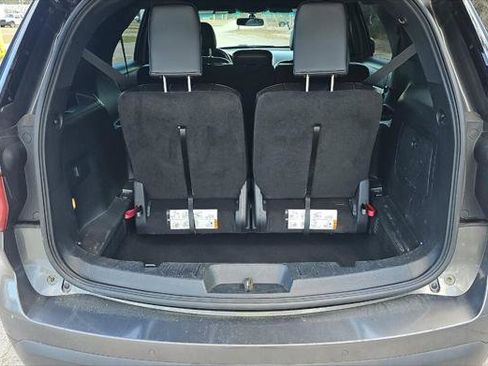 Used 2016 Ford Explorer XLT w/ Equipment Group 202A image 22