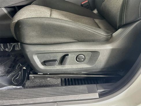 Used 2024 Nissan Rogue SV AWD/4WD image 20