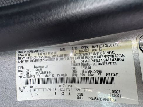 Used 2016 Ford Fiesta SE FWD image 19