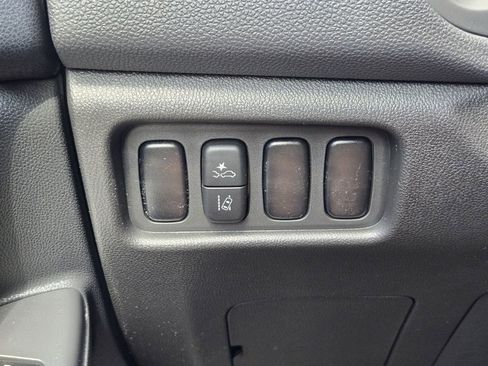 New 2026 Mitsubishi Outlander Sport LE image 18