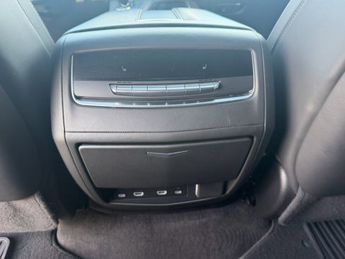 Used 2023 Cadillac Escalade Sport Platinum w/ LPO, ONYX Package image 21