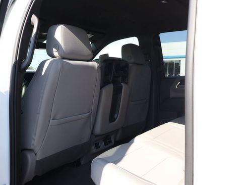 Used 2023 Chevrolet Silverado 1500 LT w/ Safety Package AWD/4WD image 29