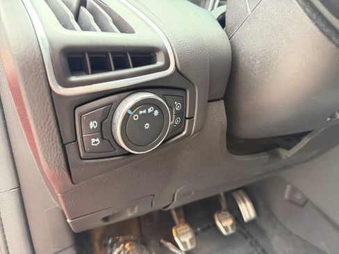 Used 2013 Ford Focus ST FWD image 25