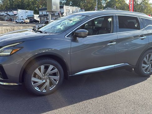 Used 2019 Nissan Murano SL w/ SL Technology Package image 3
