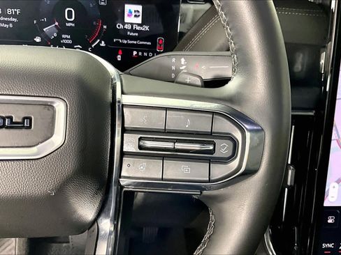 Certified 2025 GMC Yukon Denali AWD/4WD image 24