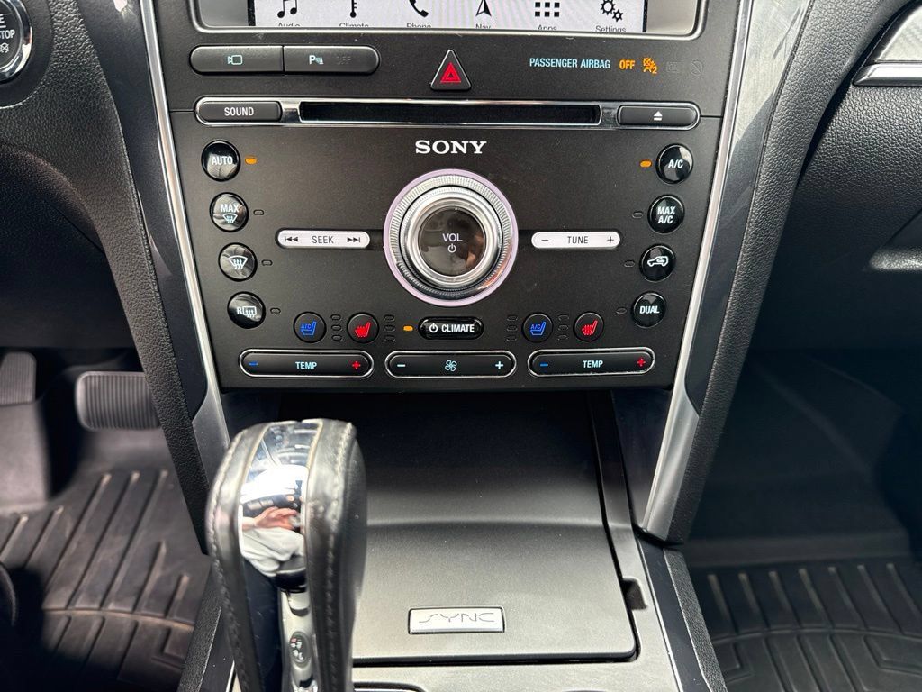Used 2018 Ford Explorer Sport AWD/4WD image 24