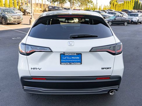 New 2027 Honda HR-V Sport image 7