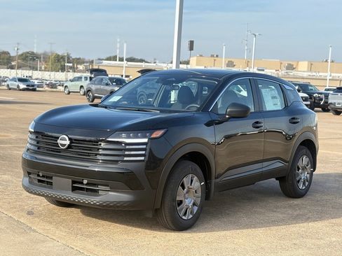 New 2026 Nissan Kicks S image 4