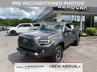 Used 2023 Toyota Tacoma TRD Off-Road w/ Black Out Package (TMS) AWD/4WD video 1