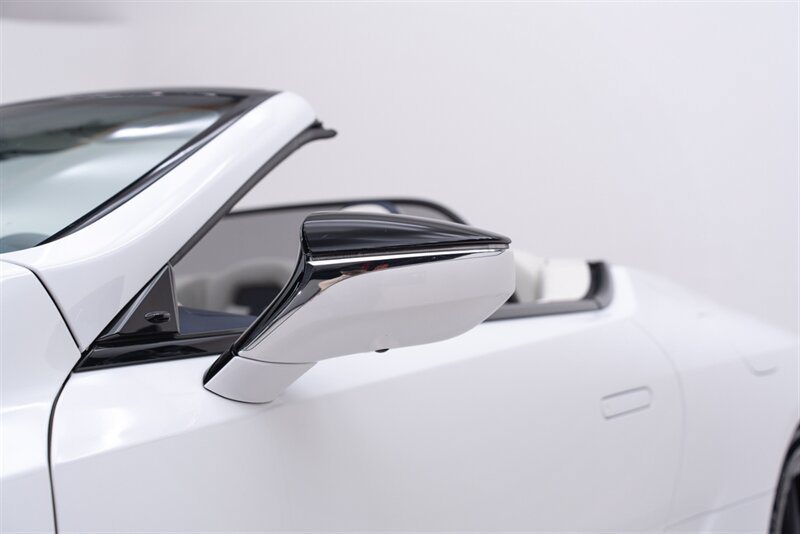Used 2024 Lexus LC 500 Convertible RWD image 31
